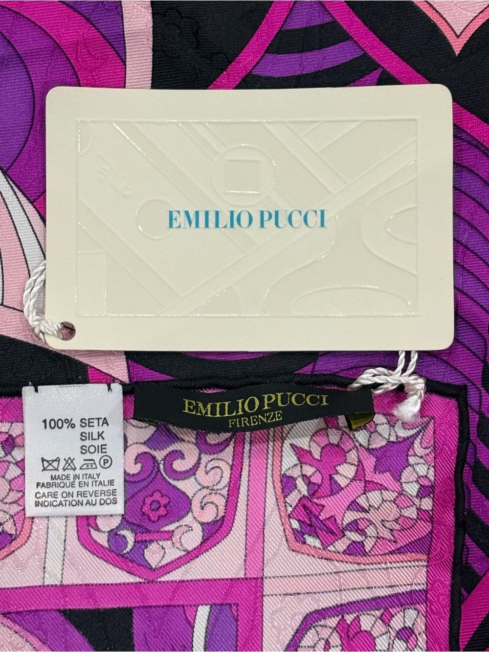 STUNNING RARE EMILIO PUCCI 100% JACQUARD SILK SCARF IN ICONIC PRINT 34”x34” - Picture 4 of 8